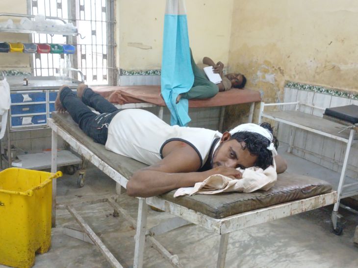 Skorpio Hits 5 People On Gopalganj Highway, Injuries Reported