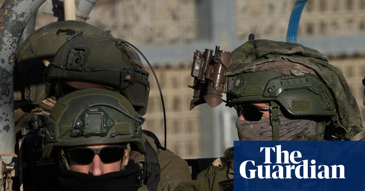 Israeli Forces Land Near Damascus, Strike Former Air Base